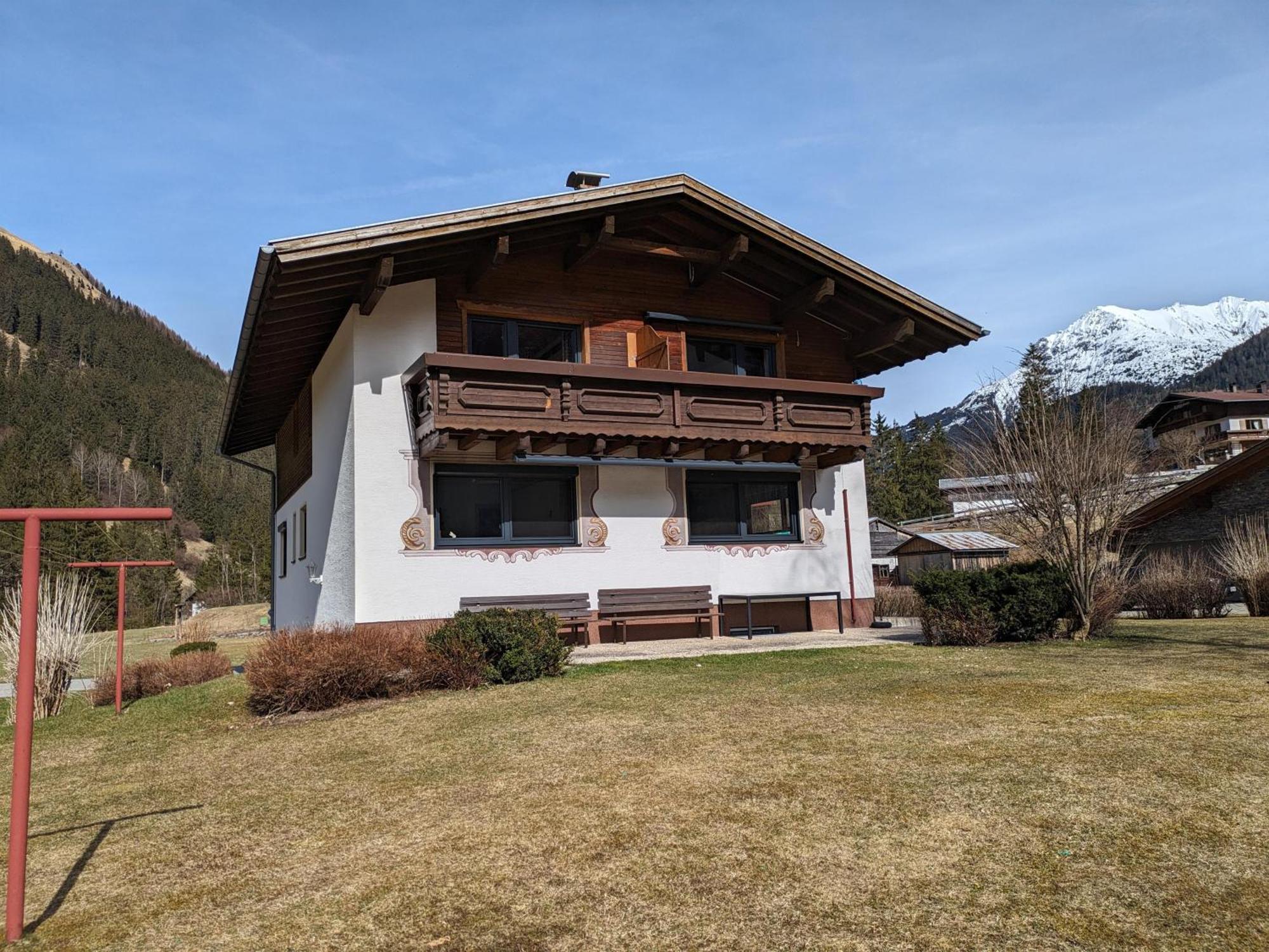 Haus Sprenger Apartment Häselgehr Exterior foto